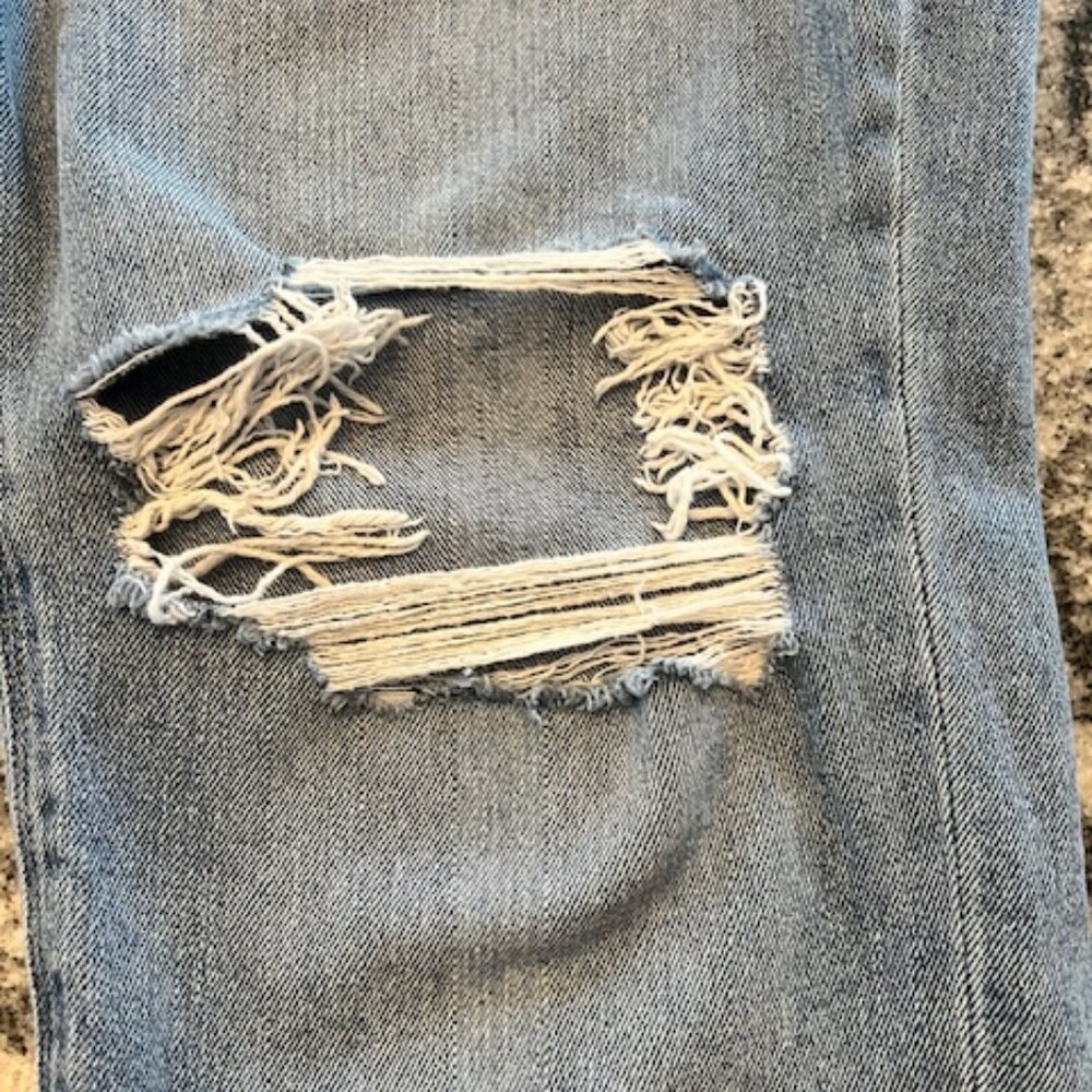 American Eagle Outfitters ripped mom jeans high waist straight leg - Picture 11 of 12